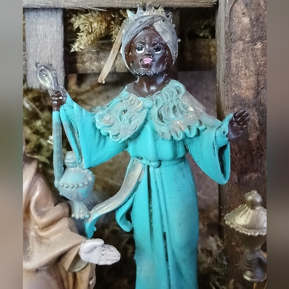 Vintage Italian Nativity Creche Manger Set - Picture 9 of 16